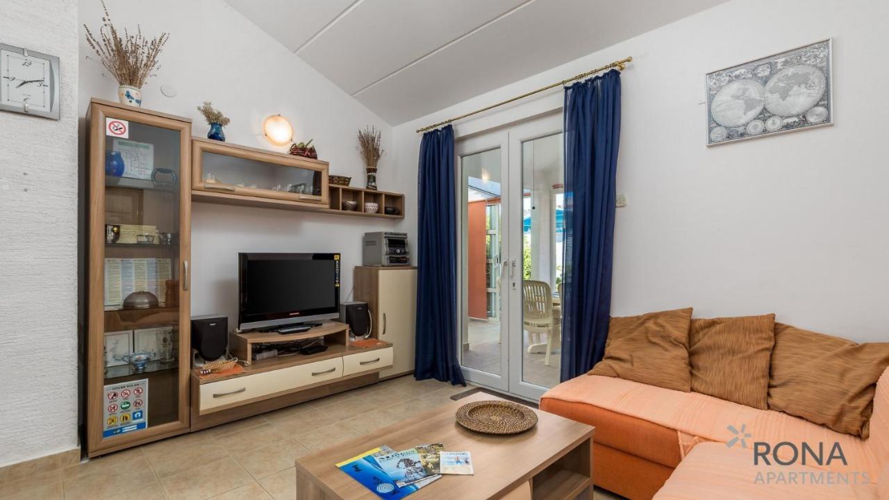 Rona Apartment Aurora 노바야 외부 사진