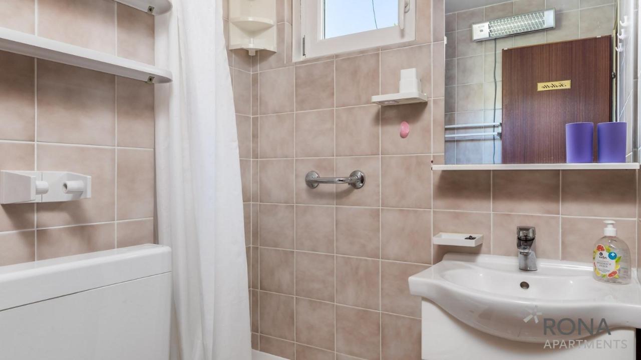 Rona Apartment Aurora 노바야 외부 사진