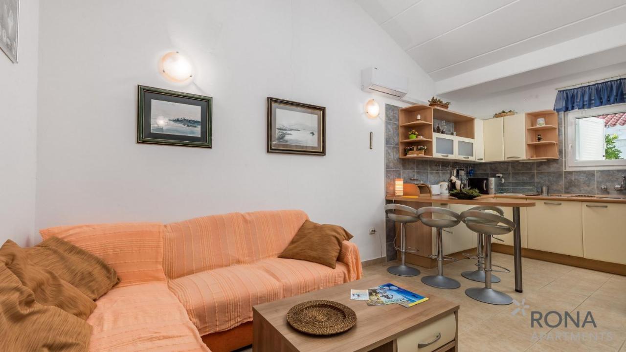 Rona Apartment Aurora 노바야 외부 사진